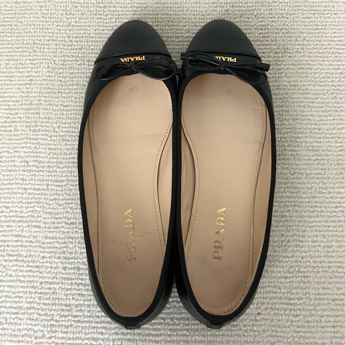 美品 プラダ フラットシューズ パンプス 黒 25cm 38 美品 PRADA プラダ フラットシューズ パンプス 黒 25cm 38