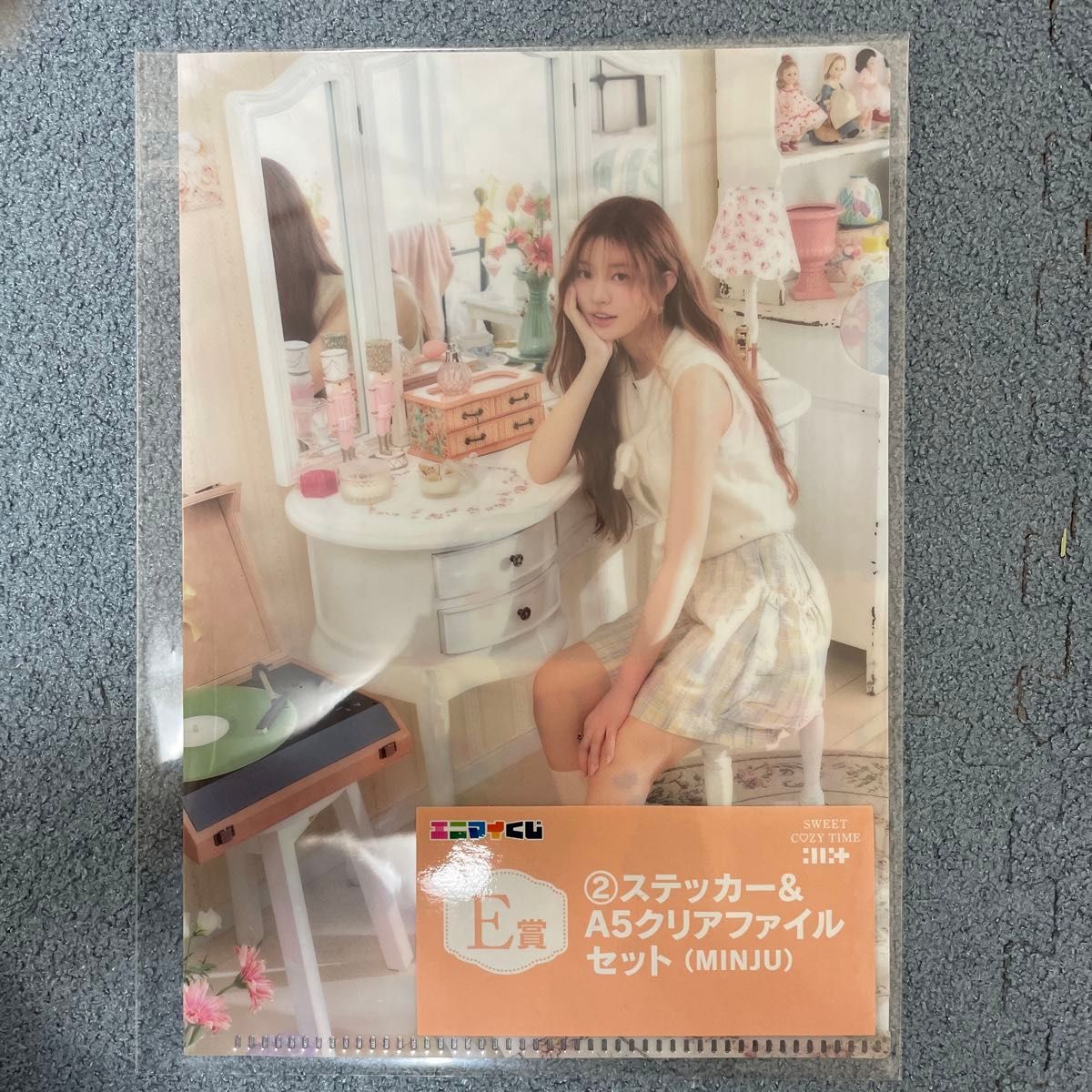 ILLIT エニマイくじMINJUセットA賞B賞C賞D賞E賞詰め合わせ ILLIT エニマイくじ E賞 MINJU ステッカー&A5クリアファイル
