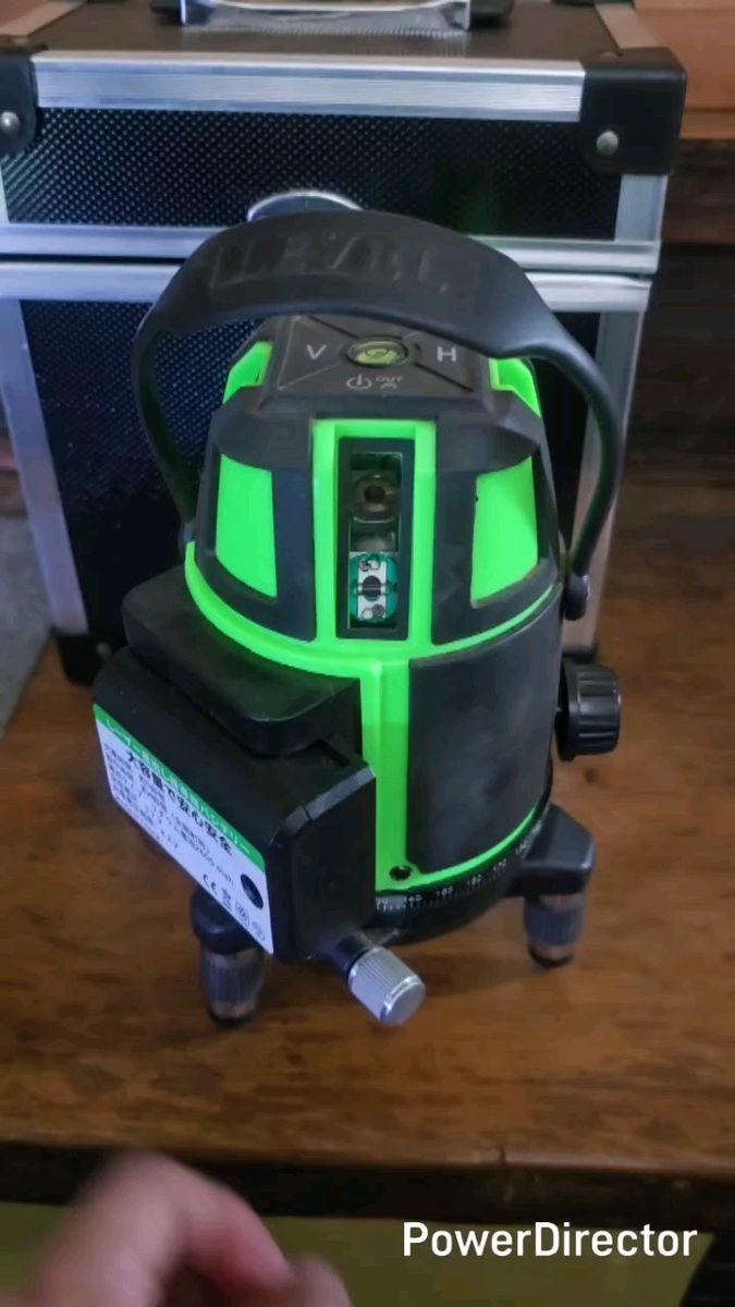 レーザー墨出し器 5ライン