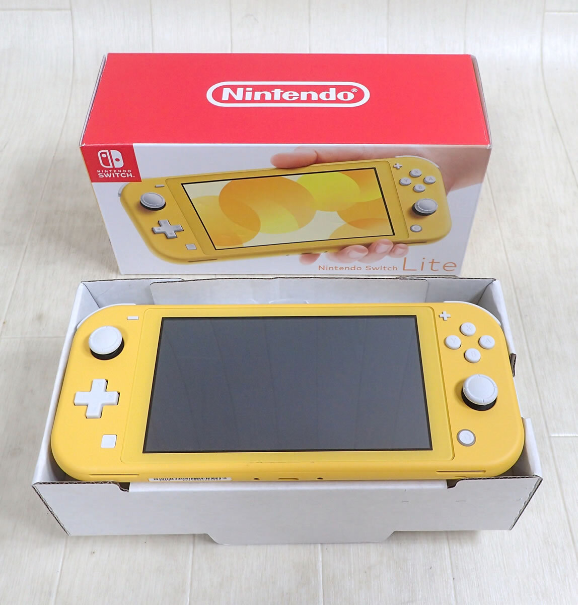 Nintendo Switch Lite イエロー 本体 ジャンク品 箱あり 口コミ・レビューで人気商品を探そう Nintendo 本体+箱+AC