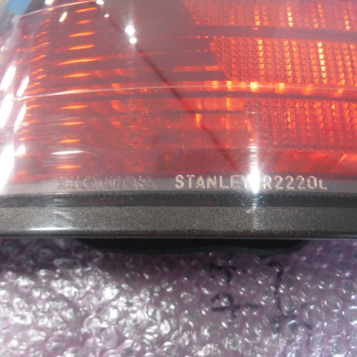 ホンダCF4アコード セダンCF3左リアテールランプ左リヤテールレンズCF5ブレーキランプ純正コンビネーションSTANLEY R2220L部品取り車あり_画像2