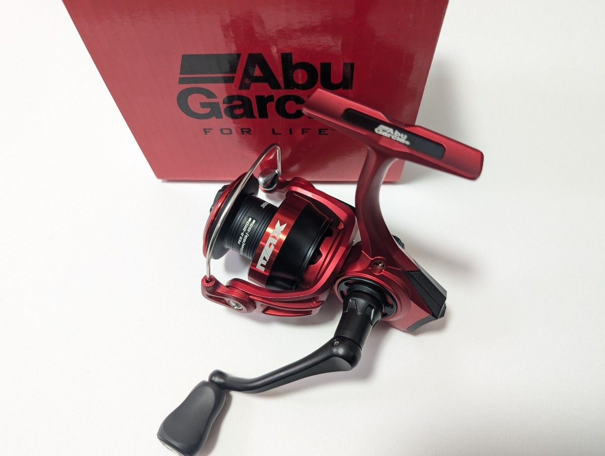 新品 アブガルシア ブラックマックスSX 2500H 新品 アブガルシア ブラックマックスSX 2500H abu garcia