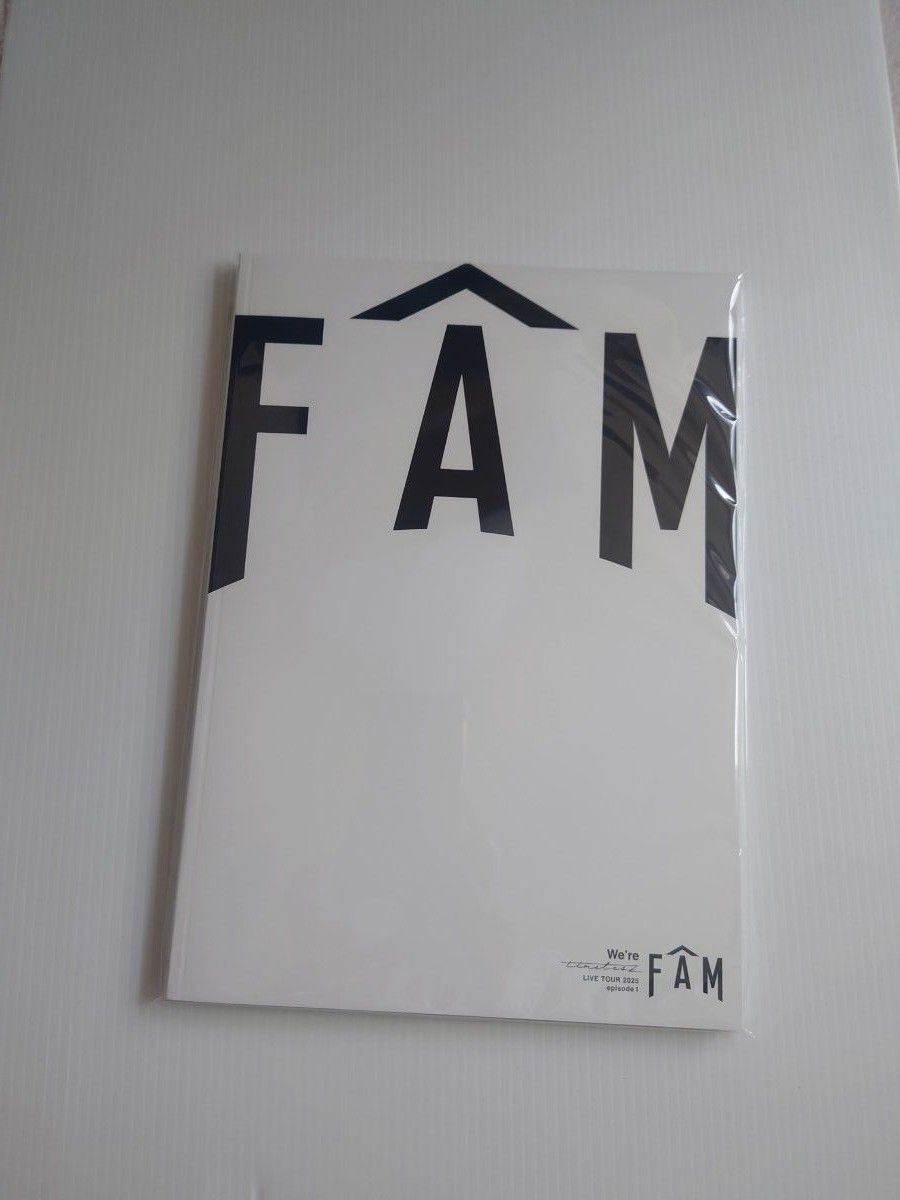 【新品未開封】timelesz FAM パンフレット timelesz LIVE TOUR 2025 FAM パンフレット|Yahoo!フリマ(旧
