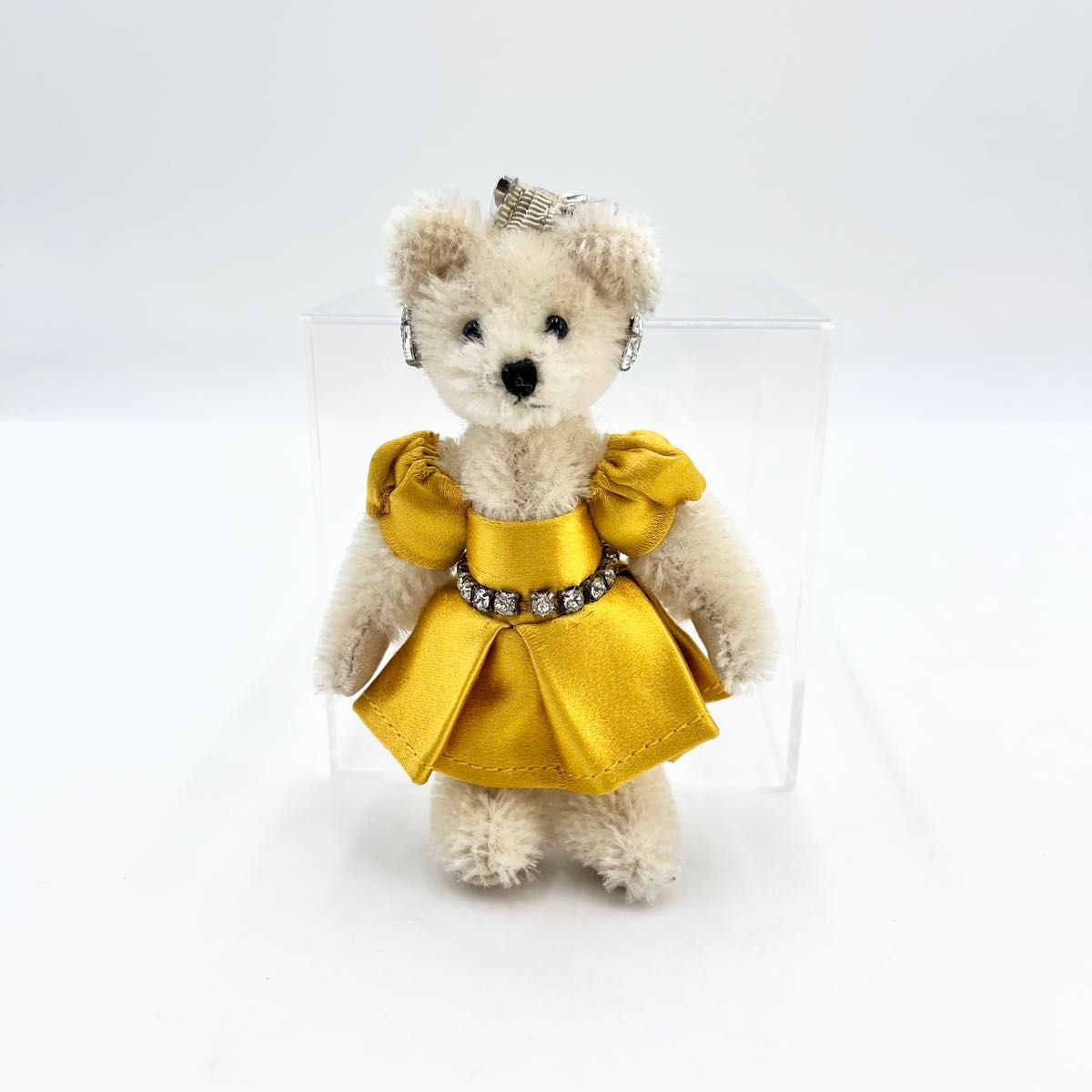 PRADA プラダ キーホルダー くま テディベア チャーム ベア PRADA クマ チャーム付き キーリング ベア キーホルダー 美品