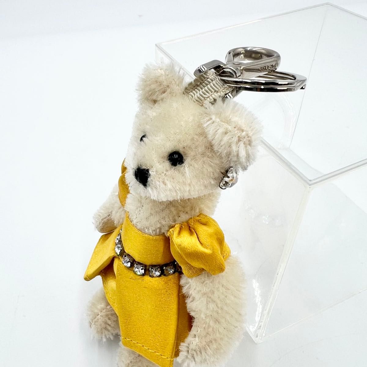 真贋済/美品✨ プラダ ベア くま キーリング チャーム ゴールド×ネイビー PRADA クマ チャーム付き キーリング ベア キーホルダー 美品