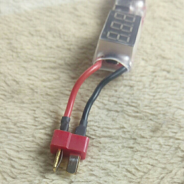 ラジコンバッテリー用 USB 充電器ティーンズタイプです