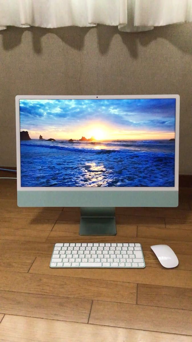iMac 24インチ M1 2021モデル 8コアCPU/8コアGPU メモリ8GB/SSD1TB A2438 BTO 傷あり中古
