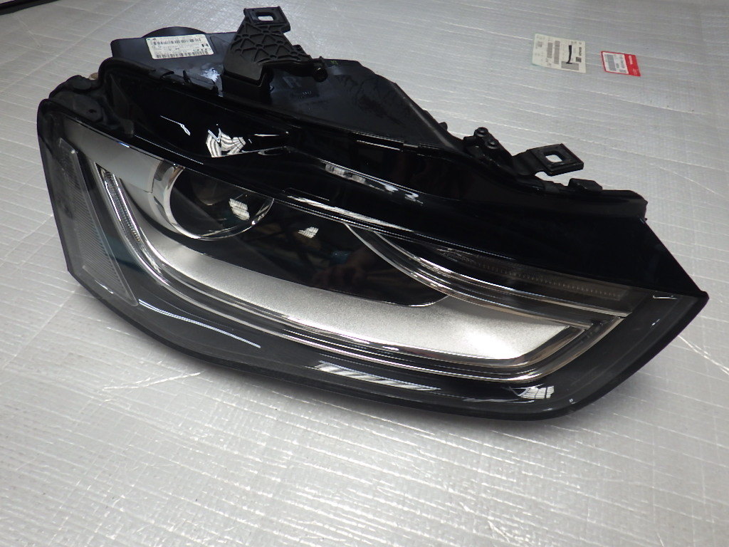 アウディ A4 8K 後期 純正 右 ヘッドライト HID(¥13,000) www.inaas.sk
