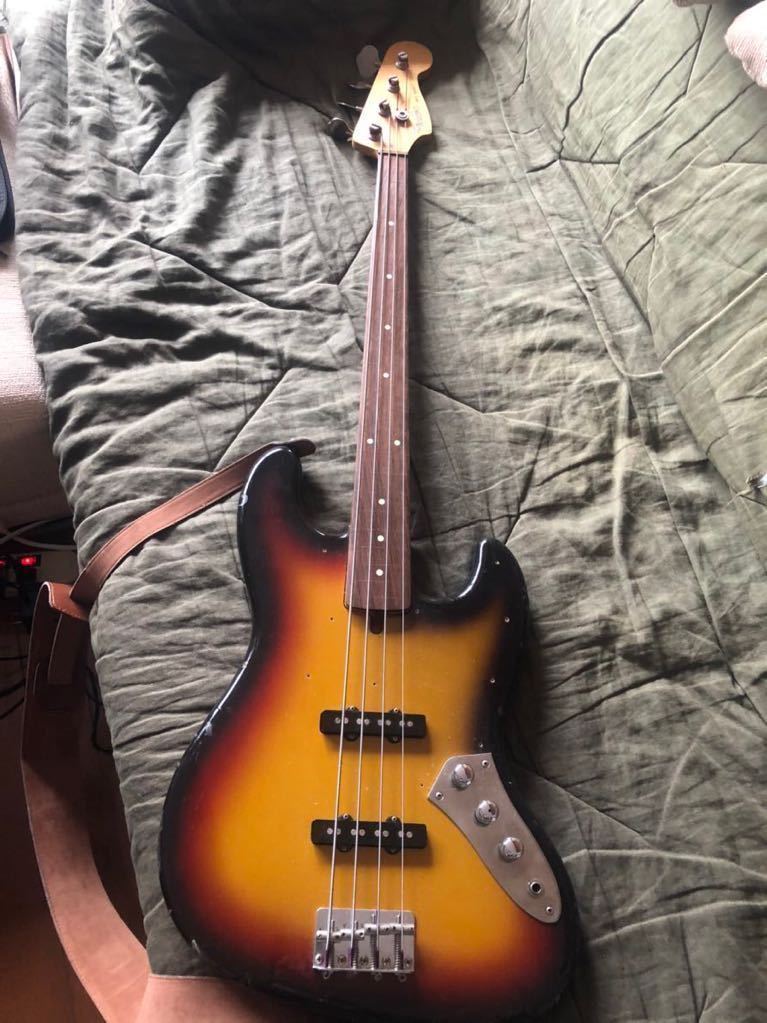 フェンダー Fender Japan Jazz Bass Fretless