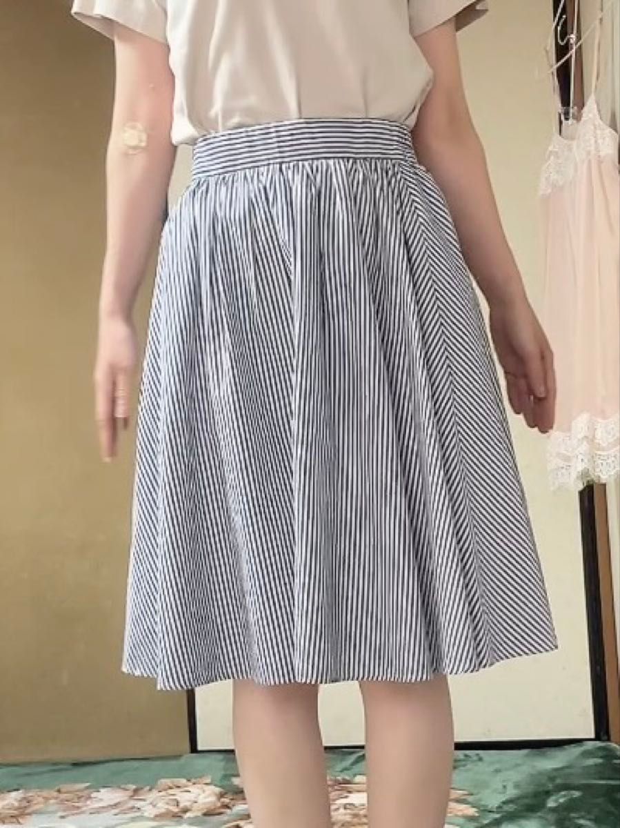 フレアスカート ストライプ 裏地あり 透け感なし 膝丈