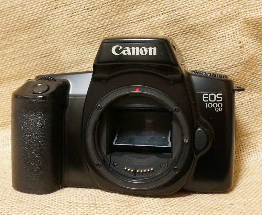 動作OK　Canon　EOS 1000QD キヤノンキャノン　イオス　C12_画像1