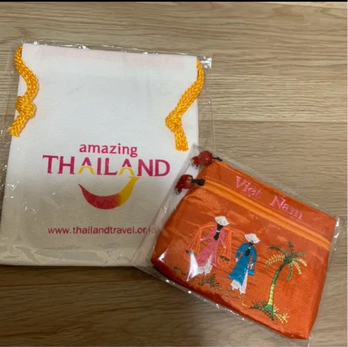 新品　未使用　タイ　ベトナム　ポーチ　巾着　袋　セット　旅行　お土産　海外