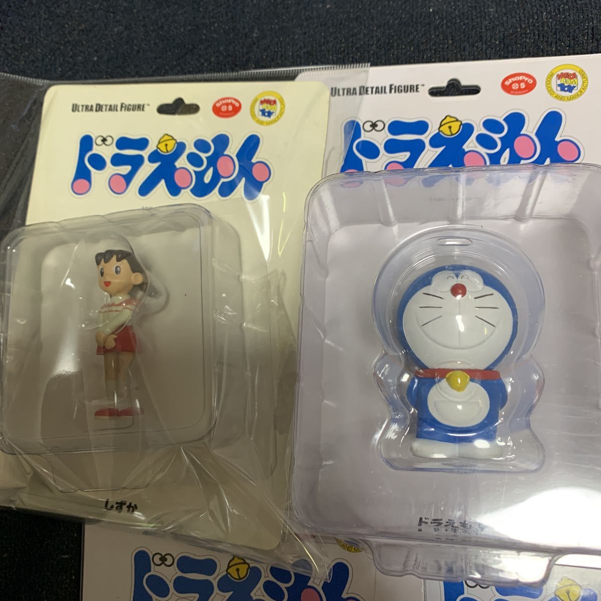 ヤフオク メディコムトイ 7体セット ドラえもん のび太 ジ