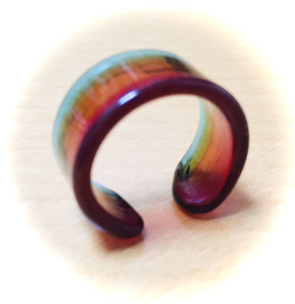 美術館で購入した《ガラスの指輪◎リング》虹色レインボーカラー_画像2