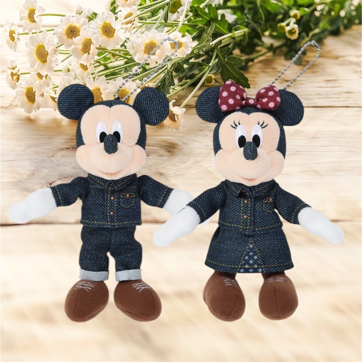 【新品】ぬいぐるみバッジ 2個*ミッキー ミニー*デニム*ウエスタンランド 新品】ぬいぐるみバッジ 2個 ミッキー ミニー デニム ウエスタン