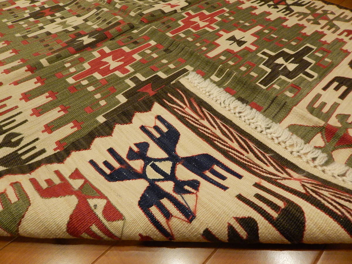 トルコ手織りキリム 115X93cm ウシャック地方 玄関マット 緑 ベージュ 赤 トルコ製 インテリア リビングラグ USAK KILIM_画像4