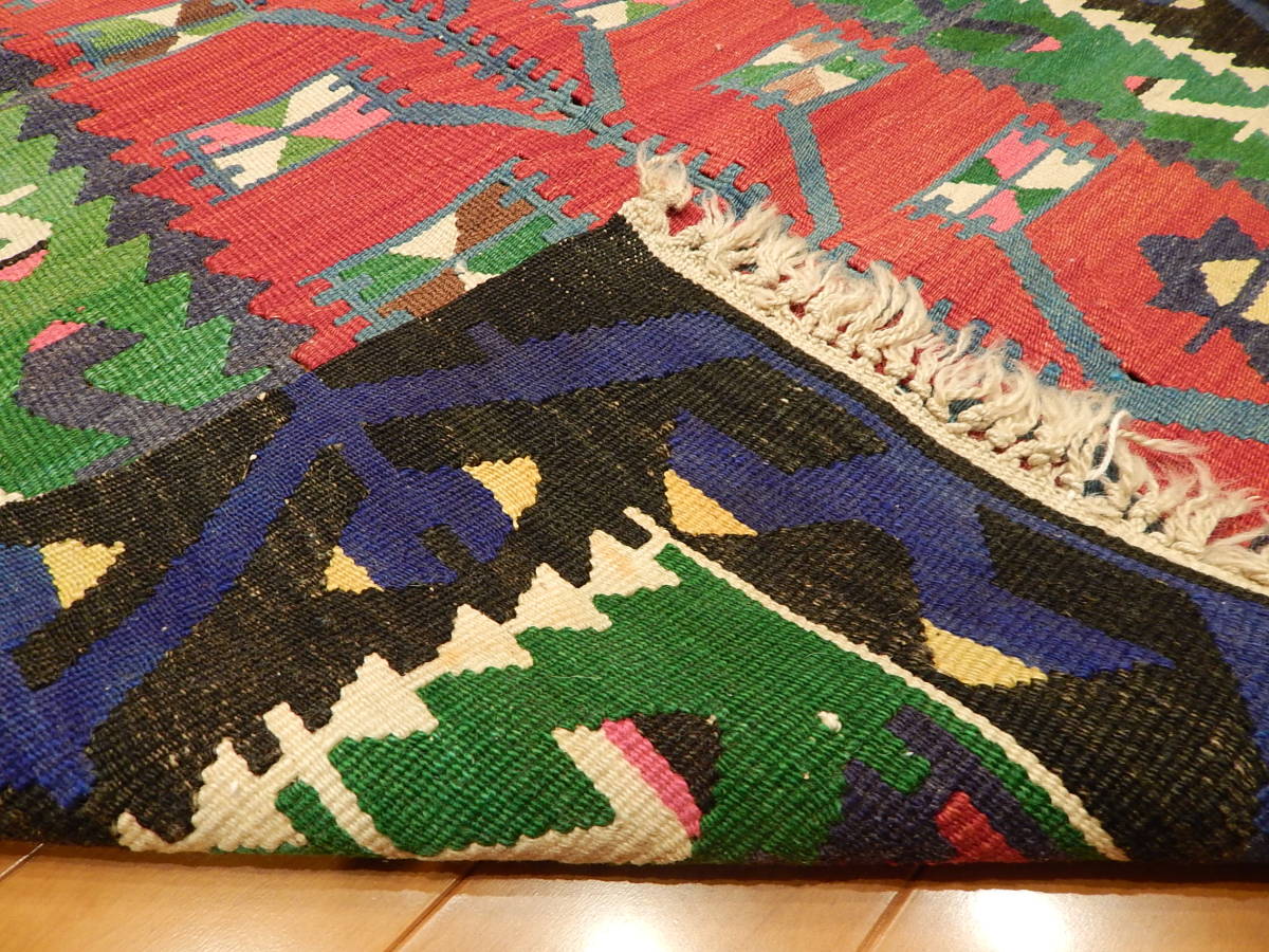 オールドキリム 132X81cm トルコ/エシュメ地方 手織り 草木染 黒/緑