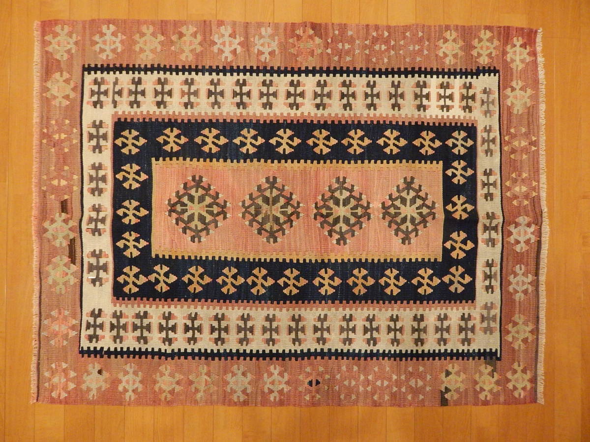 オールドキリム  コレクション トルコ/アクサライ地方 手織り
