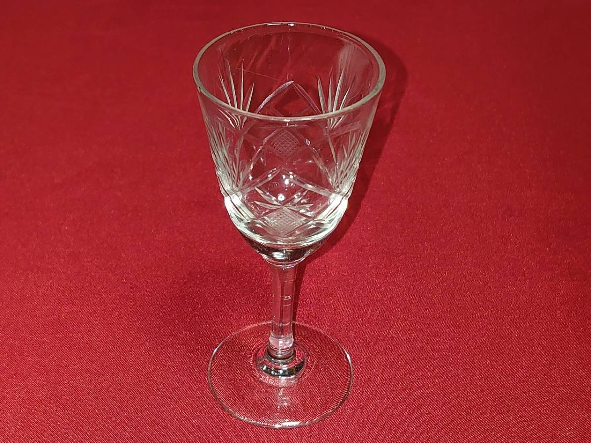  liqueur glass cut . calibre approximately 4.9. height approximately 9. legs attaching cup [1484]