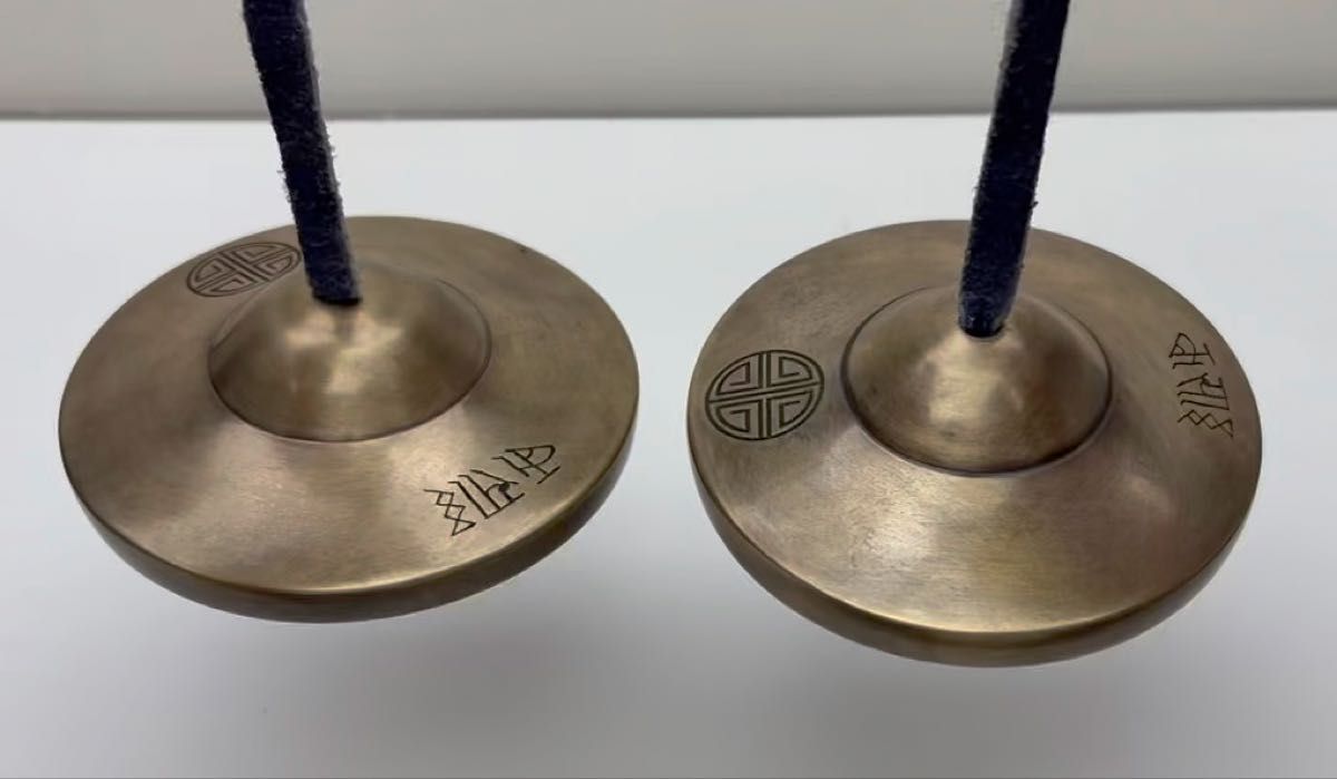 Ts-48 ティンシャ チタンベル サンタ ラトナ シャキア氏 サイン入り 424g 8cm