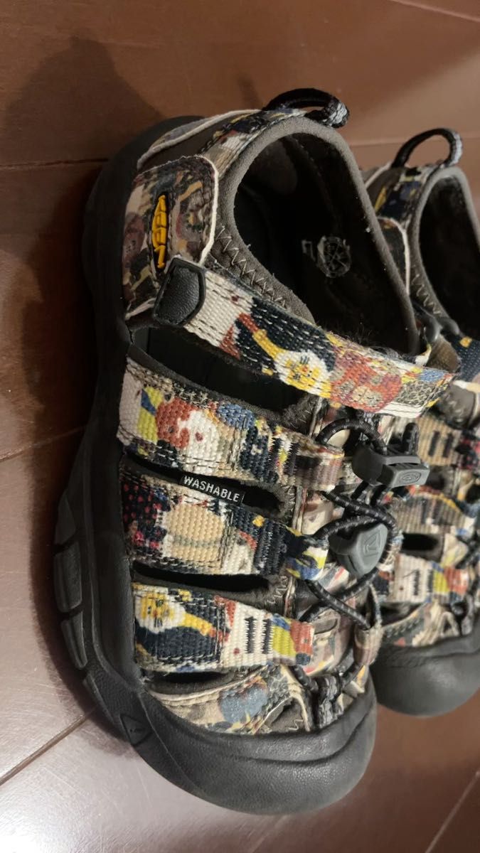 KEEN ニューポート H2 サンダル キッズ 19.5cm マルチカラー