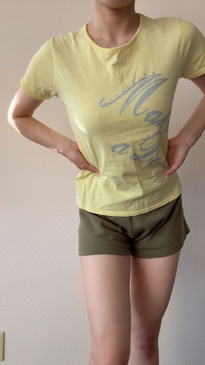 ロゴ入りラメTシャツ イエロー レディース