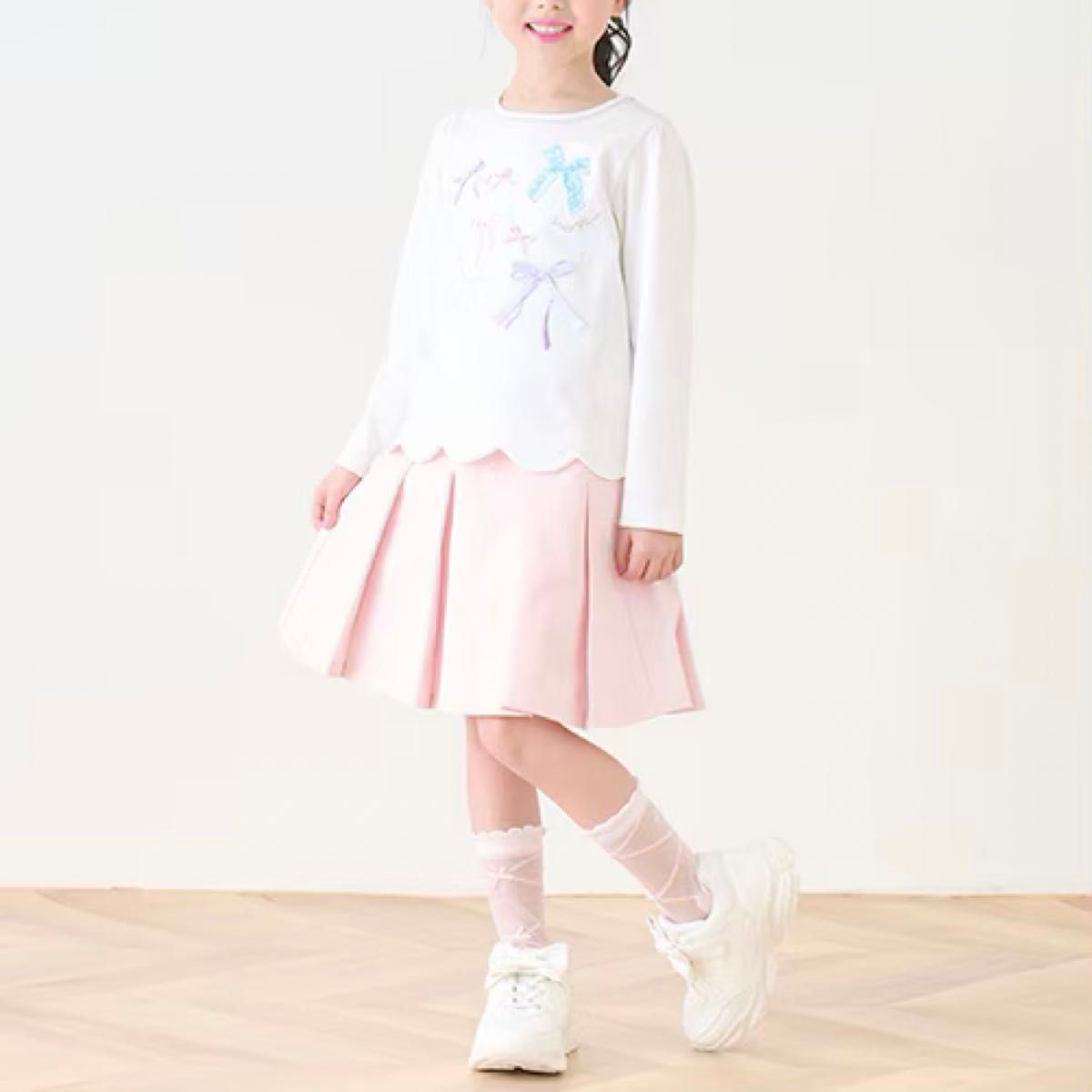 メゾピアノ新品新作タグ付きリボンイッパイ裾スカラップ長袖Tシャツ110 メゾピアノ新品新作タグ付きリボンイッパイ裾スカラップ長袖T