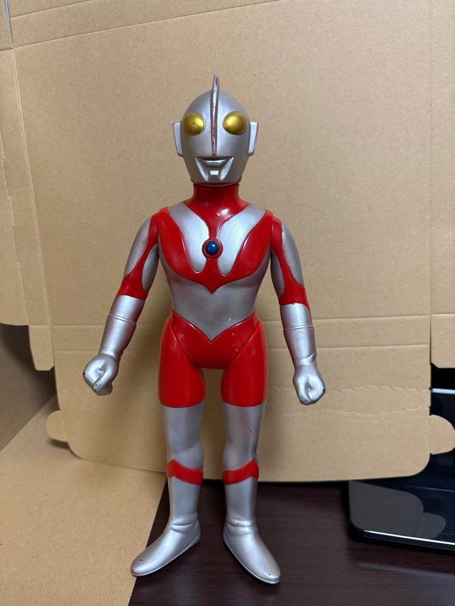BANDAI 1988 ウルトラマン バンダイ ソフビ ビックサイズ 当時物 ウルトラマン ビッグサイズ ソフビ 1988 高さ 約30センチ