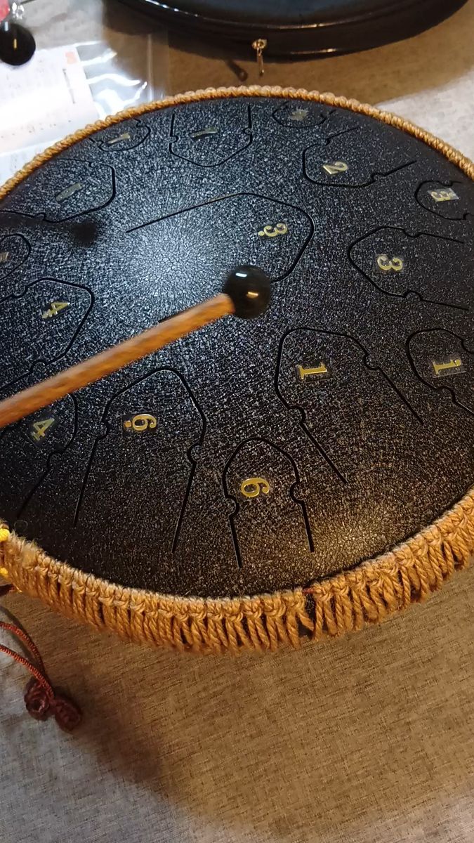 新品 スチールタンドラム 36cm Dキー 15音 パンドラム 打楽器 ハンドドラム