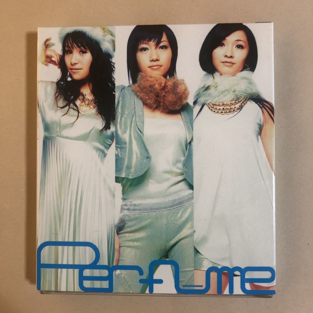 ヤフオク! - Perfume CD+DVD 2枚組「Perfume～Complete Best～」