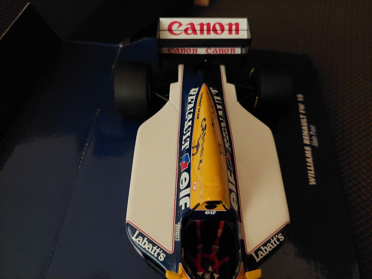 ウィリアムズ・ルノー FW15 アラン・プロスト 1/18 CAMELロゴ ウィリアムズ・ルノー FW15 アラン・プロスト 1/18 CAMELロゴ