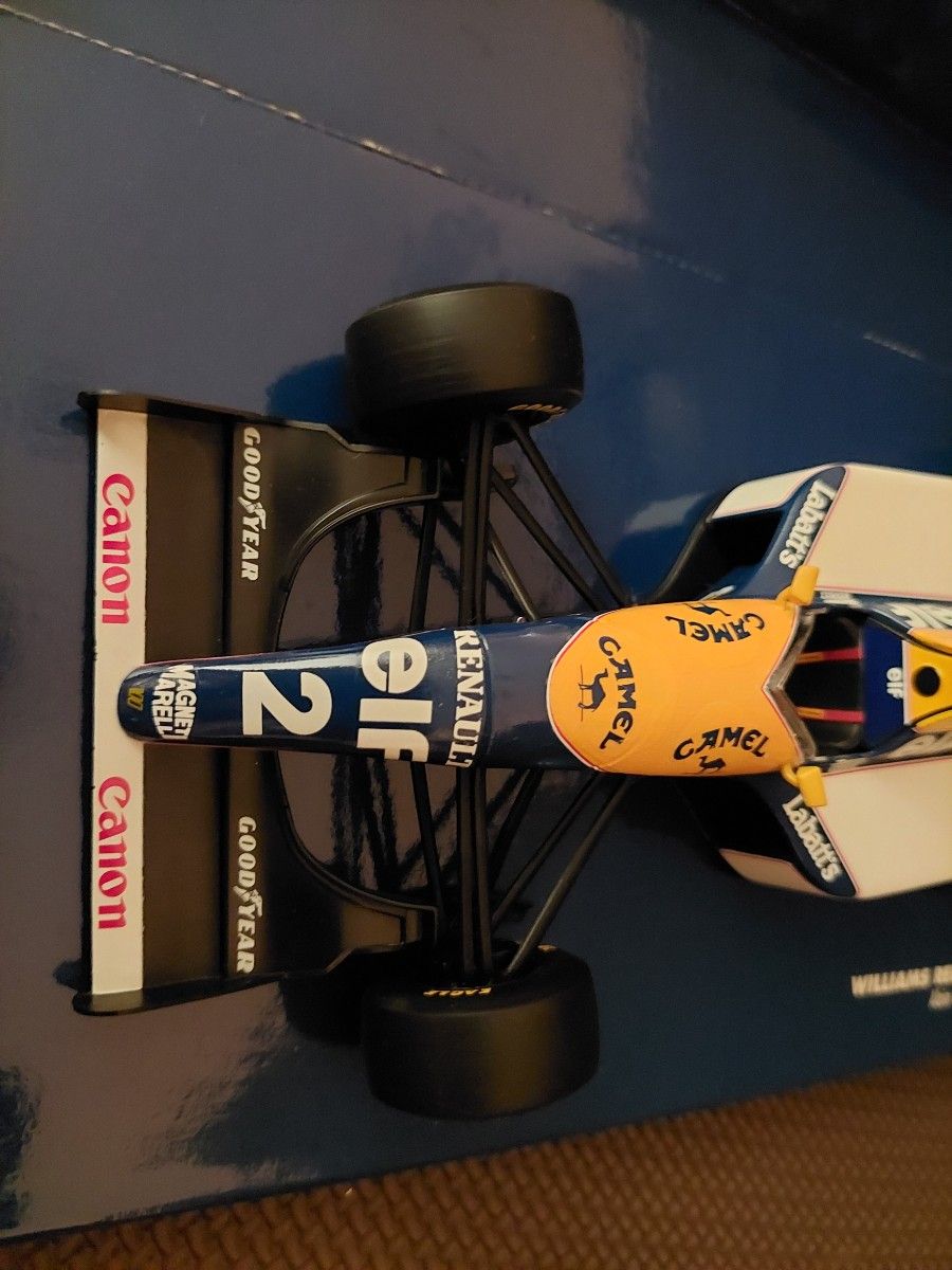 ウィリアムズ・ルノー FW15 アラン・プロスト 1/18 CAMELロゴ ウィリアムズ・ルノー FW15 アラン・プロスト 1/18 CAMELロゴ