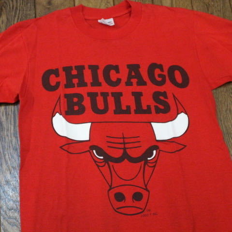 90s USA製 CHICAGO BULLS Tシャツ レッド M Stedman シカゴブルズ ロゴ NBA バスケ ヴィンテージ マイケルジョーダン_画像1