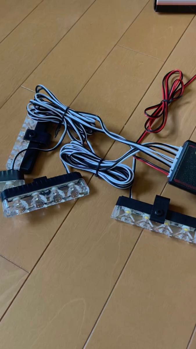 LEDストロボ LEDライト 4連 アンバー オレンジ 点滅切り替え スイッチ付き LED 12v