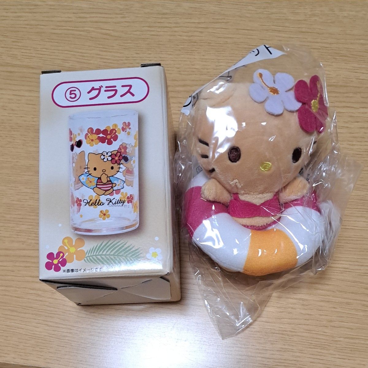 サンリオ 当りくじ 日焼けキティ ぬいぐるみ マスコット グラス タオル サンリオ当りくじ ハローキティ 日焼けキティ マスコット