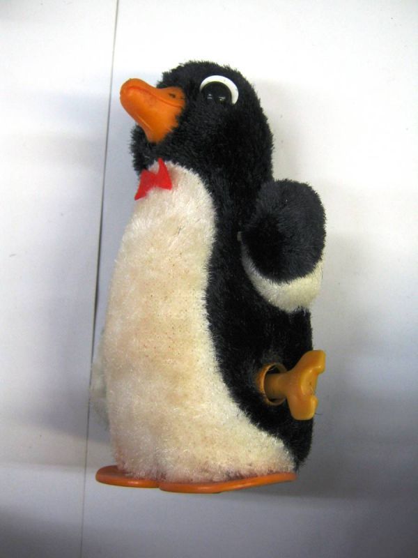  rare! out of print goods! made in Japan!WIND-UP LUCKYyochiyochi penguin LUCKY Penguin 1974 ALPS.TOY unused goods new goods prompt decision 