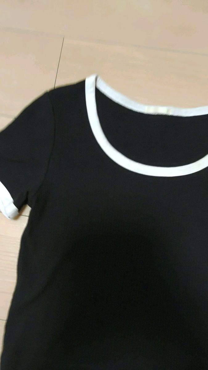 GU 半袖 トップス 半袖カットソー カットソー ブラック Tシャツ 黒 S