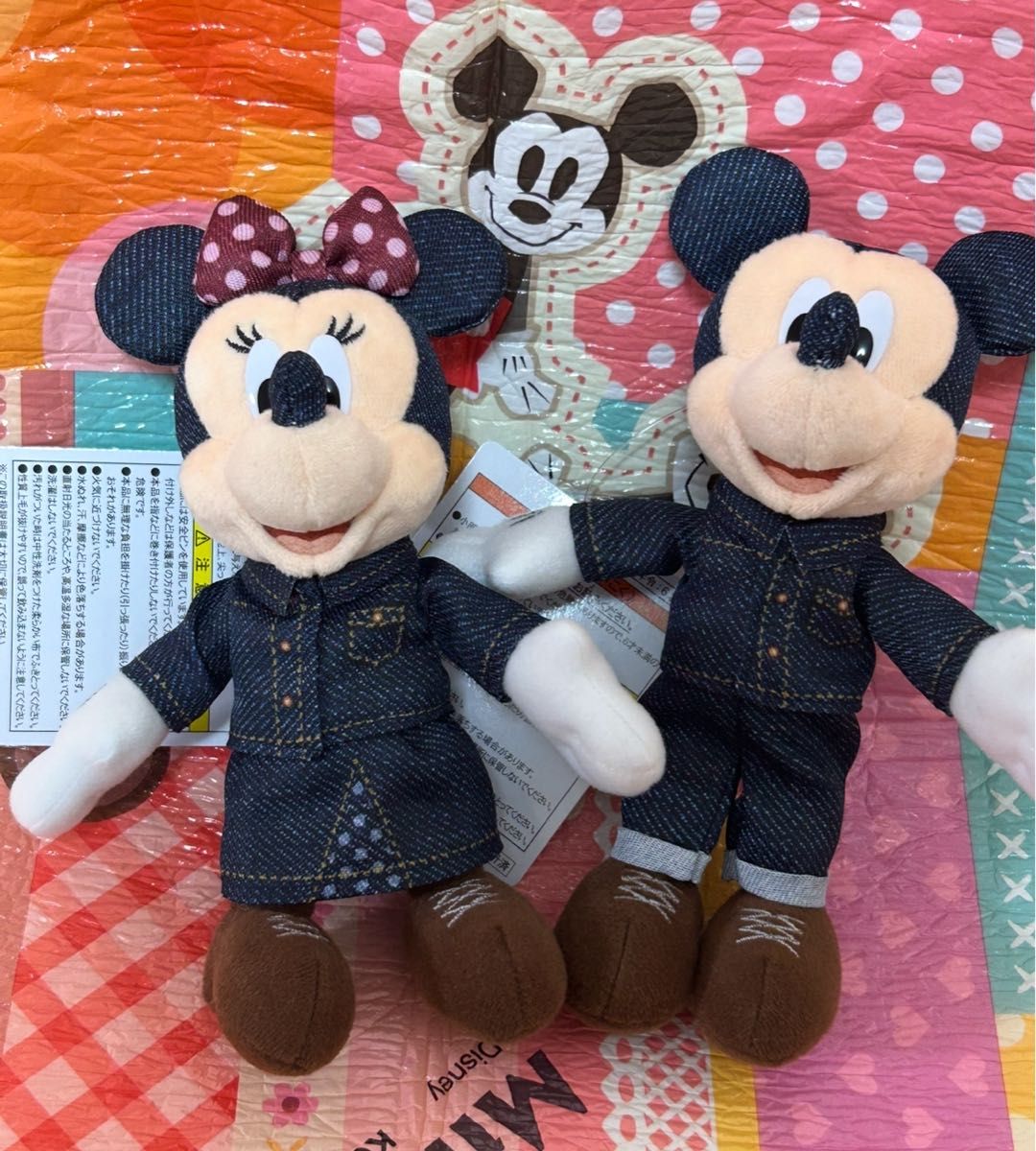 ぬいぐるみバッジ ウエスタン ディズニー ミッキー ミニー デニム 新品】ぬいぐるみバッジ 2個 ミッキー ミニー デニム ウエスタン