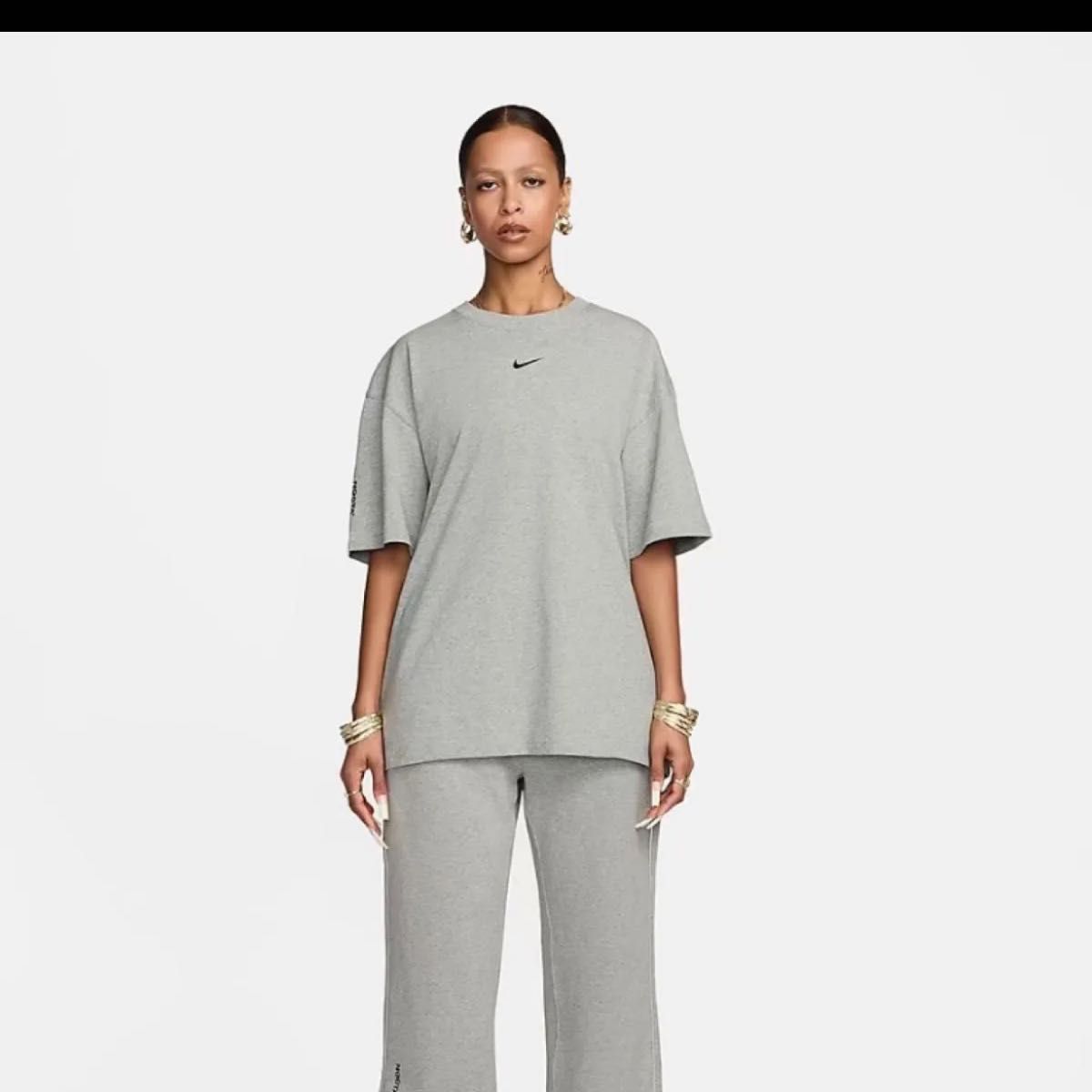 Nike ナイキ Nocta ノクタ Tシャツ グレー 新品 Nike NOCTA Grey Tシャツ グレー ナイキ ドレイク ノクタ