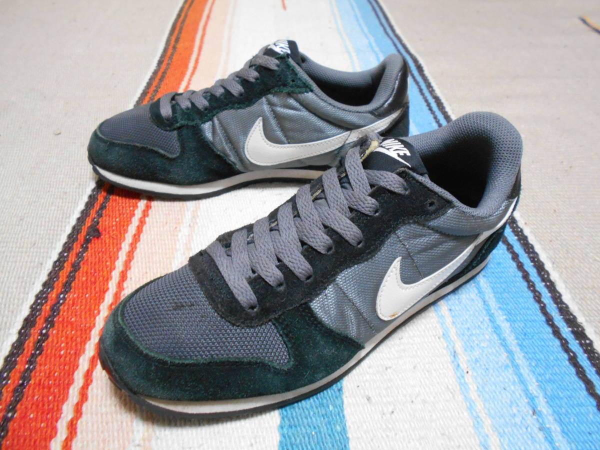 NIKE WAFFLE ナイキ ワッフルソール 筆記体 ランニング ランナー NIKE WAFFLE ナイキ ワッフルソール 筆記体 ランニング ランナー