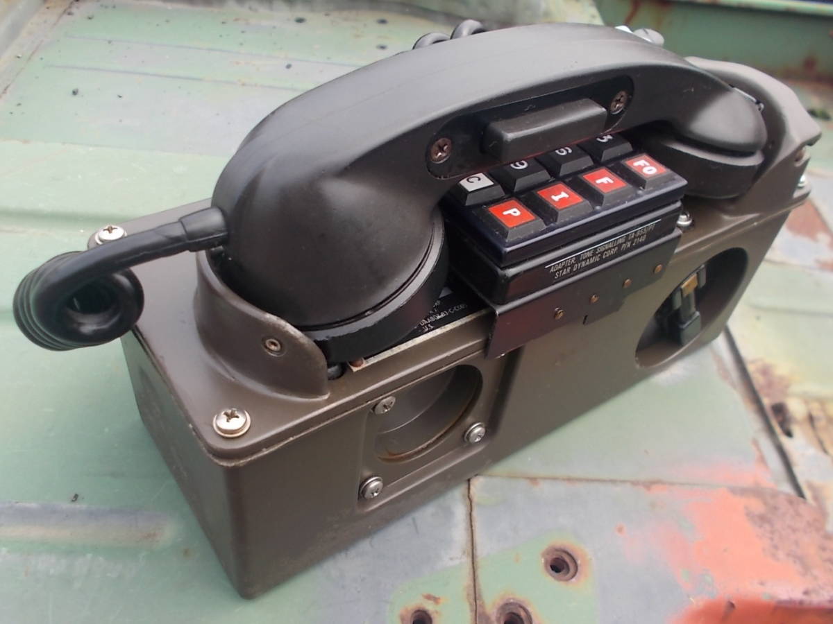 the US armed forces . war telephone TA-312 ( push circuit . use possible )