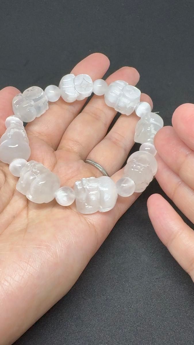 【39】セレナイト 貔貅13mm 丸8.5mm