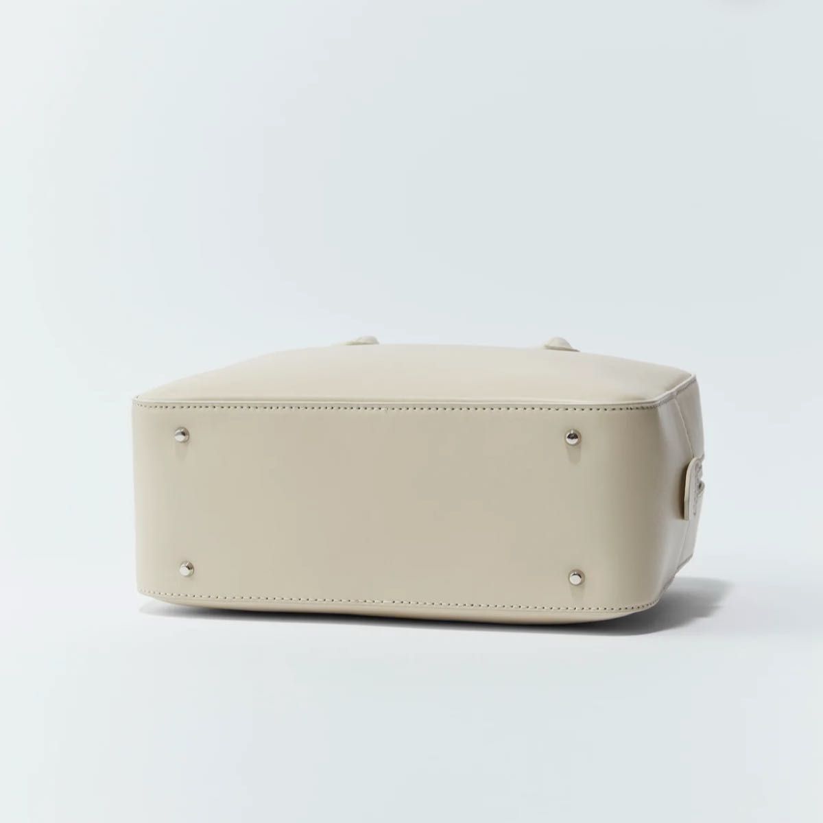 バッグ MAISON CANAU SMOOTH BOX BOSTON BISCUIT MAISON CANAU メゾンカナウ SMOOTH BOX BOSTON Mサイズ