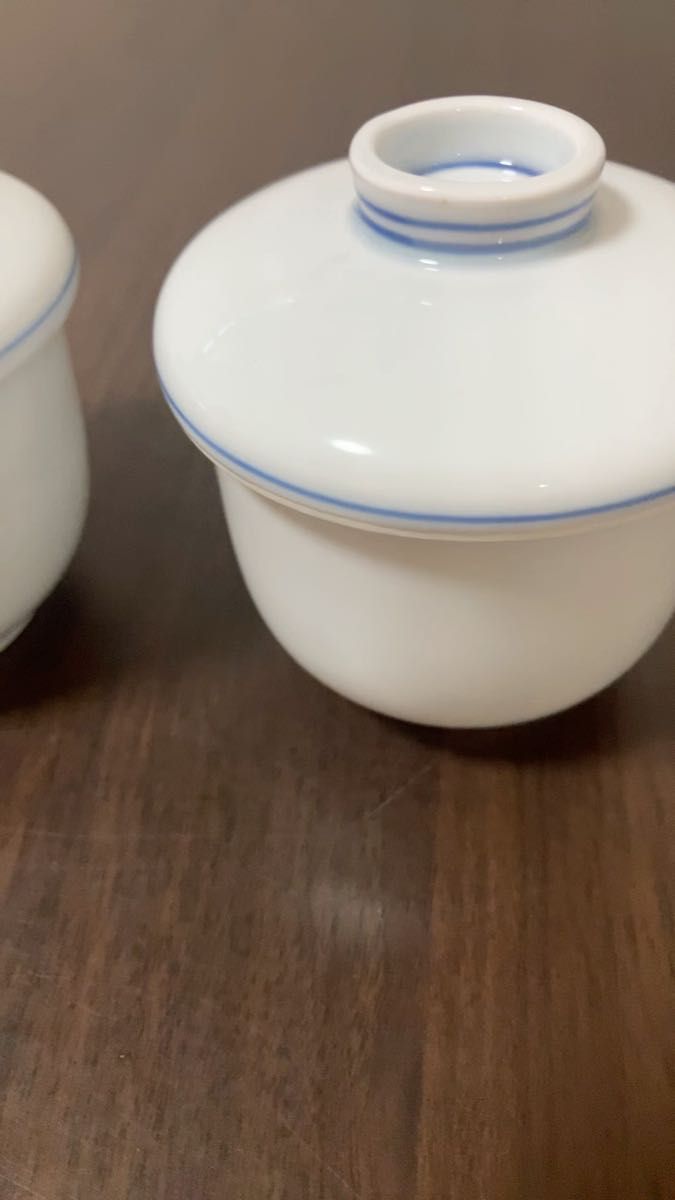 未使用に近い【送料無料】白磁 蓋付蒸し碗 蓋付湯呑み 夫婦湯呑 蓋物 2客 セット 蓋付き 茶碗 骨董 揃い皿 蓋付 湯呑 ペア
