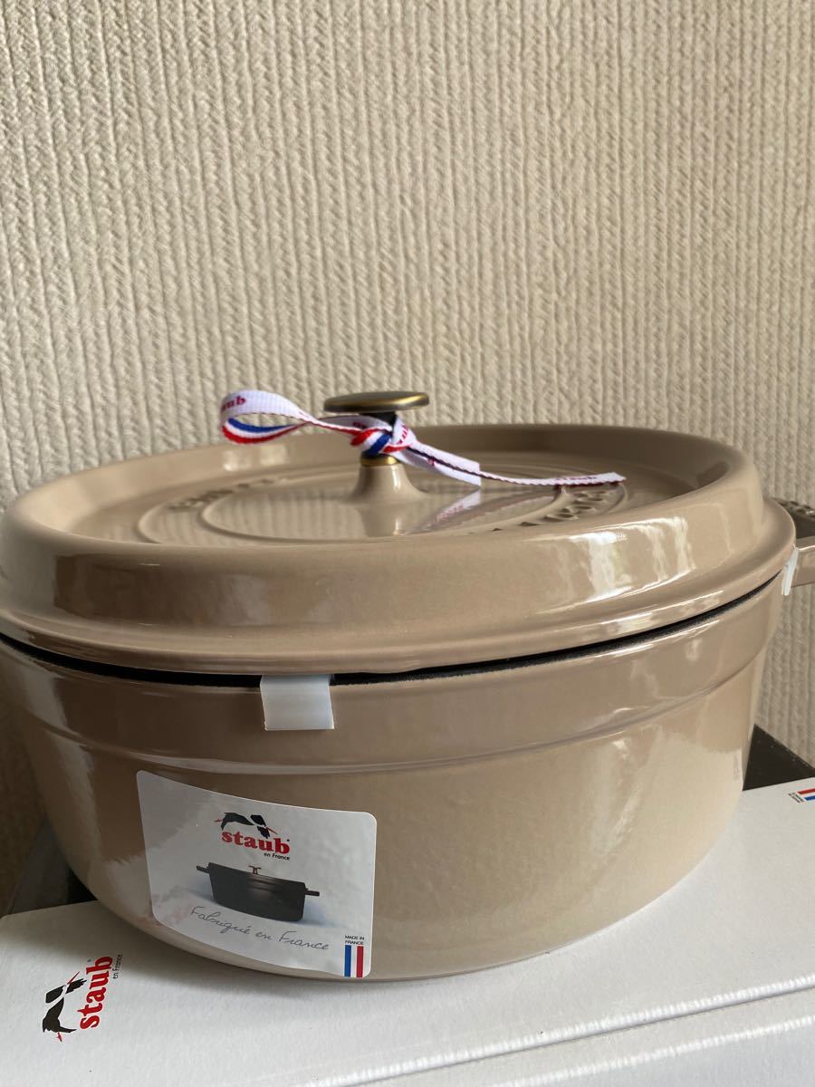 ストウブ staub シャローココット ラウンド リネン 26 コストコ-