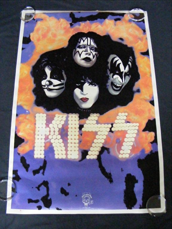 ビンテージ 1995KISS　＃ブラックライトポスター　アンテークコレクション　デッドストック　インテリア　壁掛け ＃C_画像2