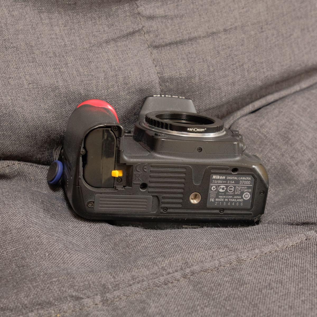 D7000 【ボディ、バッテリー×2】 D7000【ボディ バッテリー×2】|Yahoo!フリマ(旧PayPayフリマ)