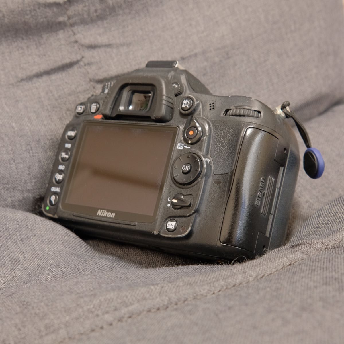 D7000 【ボディ、バッテリー×2】 D7000【ボディ バッテリー×2】|Yahoo!フリマ(旧PayPayフリマ)