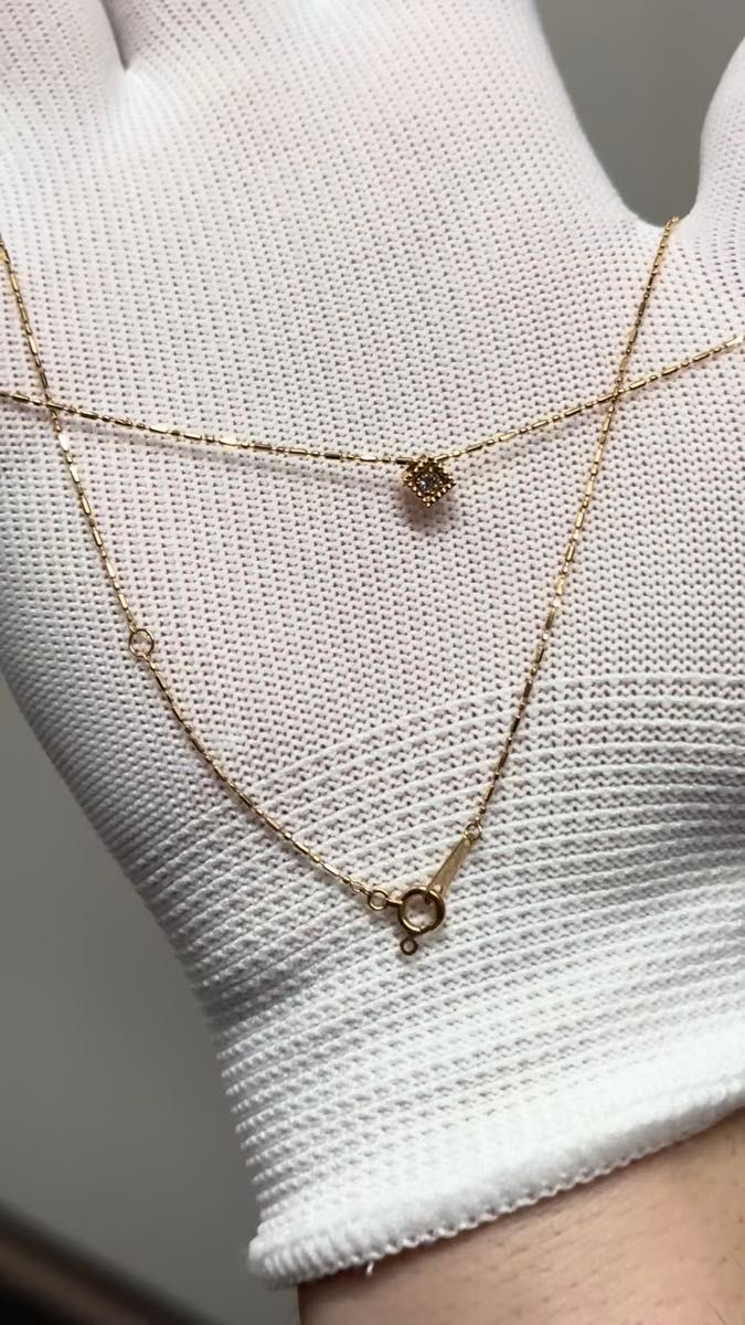 アガット 天然ダイヤモンド 0.03ct k18 スクエアデザインペンダントデザインネックレス 美品! 鑑別ソーティング付き!