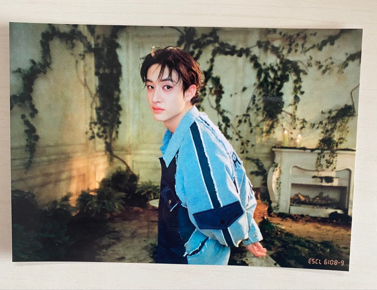 Stray Kids　Hollow　ブロマイドカード